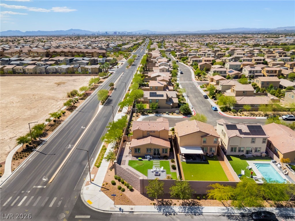 4304 Solitude Falls Avenue North Las Vegas NV 89084