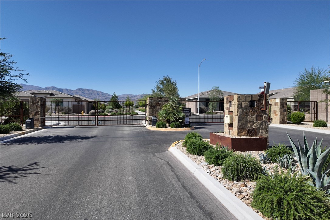 6432 Linden Street North Las Vegas NV 89086