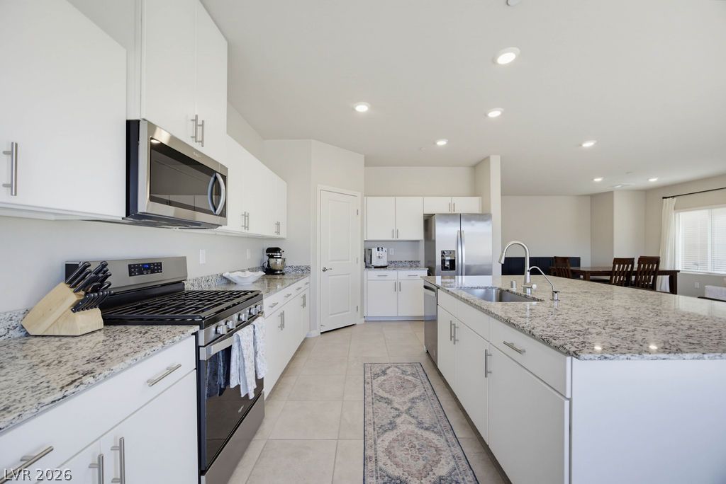 7116 Woodrow Ranch Street Las Vegas NV 89166