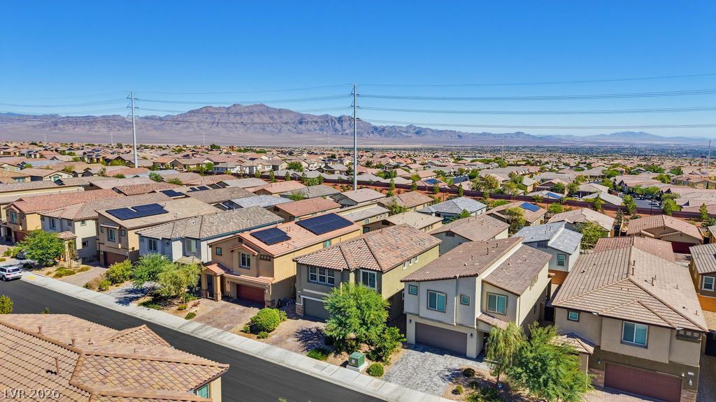 7116 Woodrow Ranch Street Las Vegas NV 89166