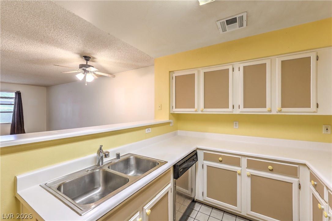 2041 Willowbury Drive D Las Vegas NV 89108