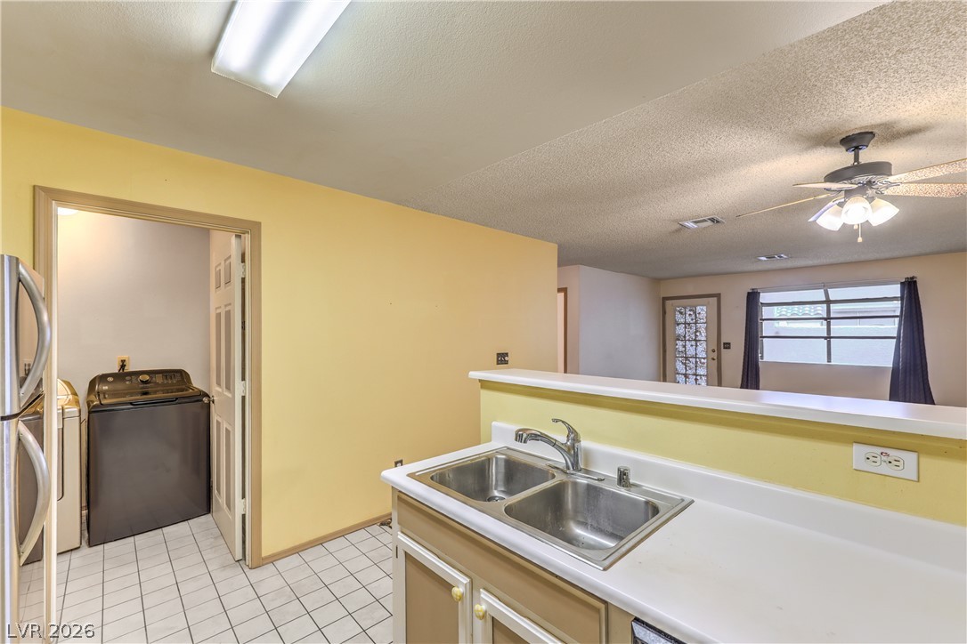 2041 Willowbury Drive D Las Vegas NV 89108