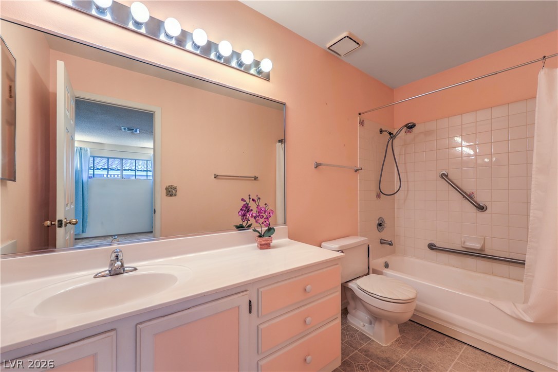 2041 Willowbury Drive D Las Vegas NV 89108