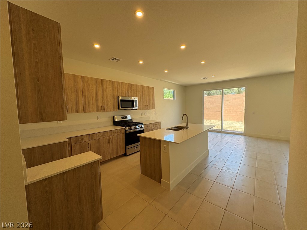 2484 Tom Collins Drive Las Vegas NV 89121