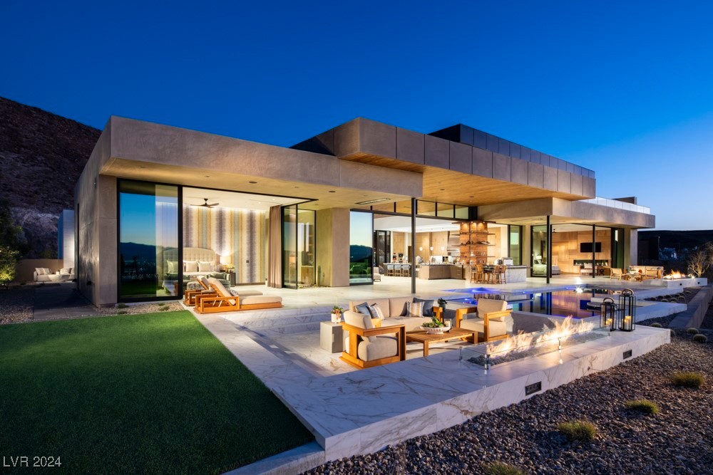 7 Stoneshead Court Henderson NV 89012