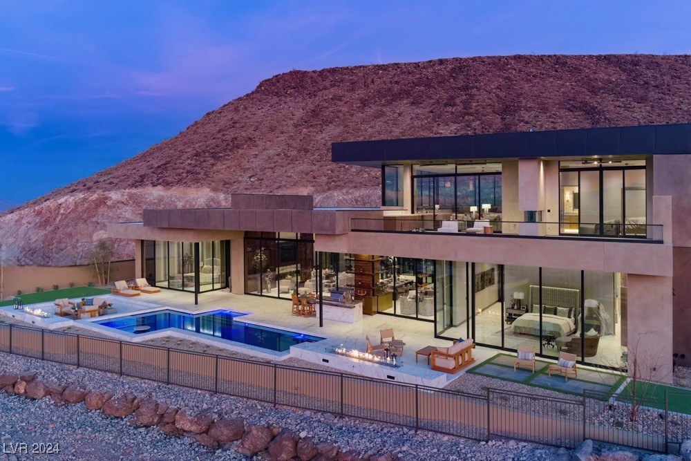 7 Stoneshead Court Henderson NV 89012