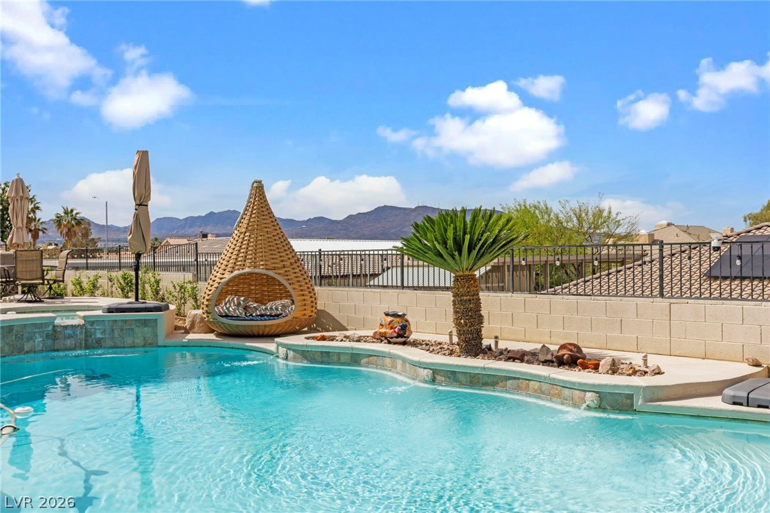 248 Hull Street Henderson NV 89015