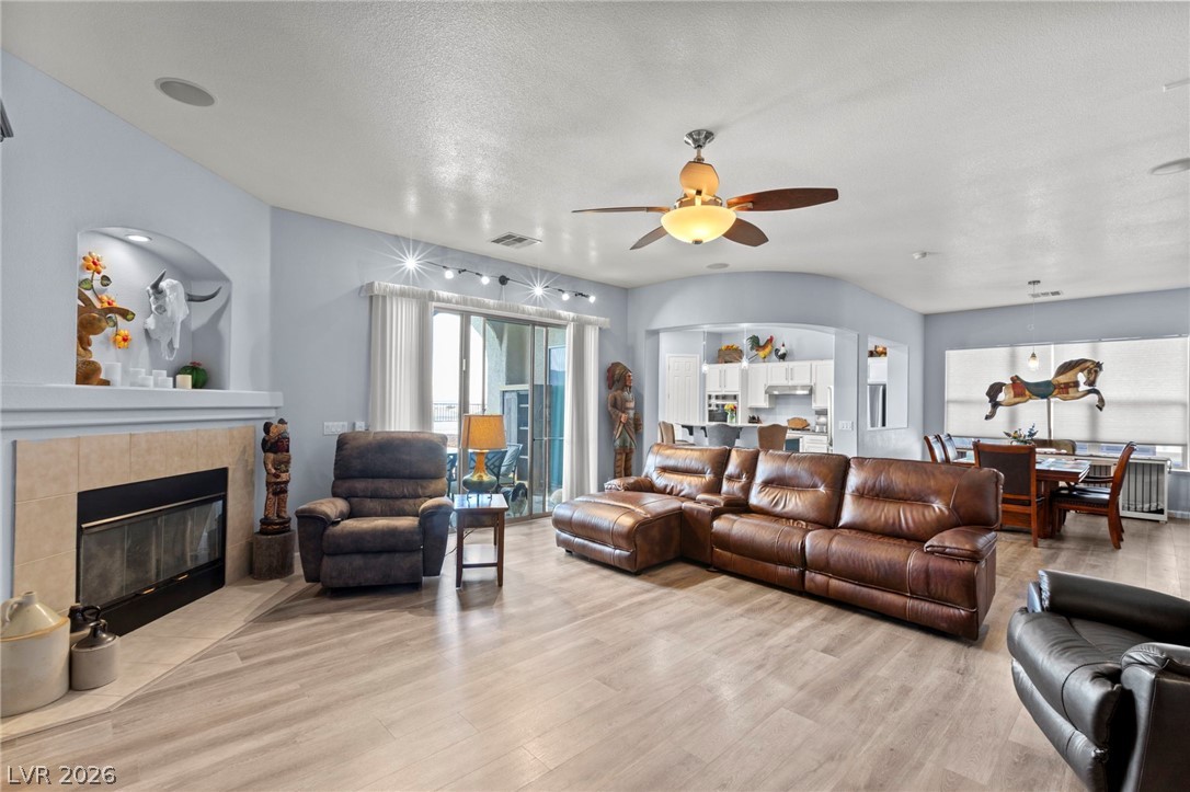 248 Hull Street Henderson NV 89015