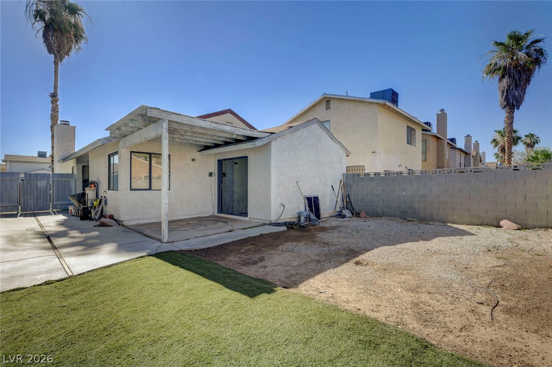 108 Sirnoble Street Las Vegas NV 89110