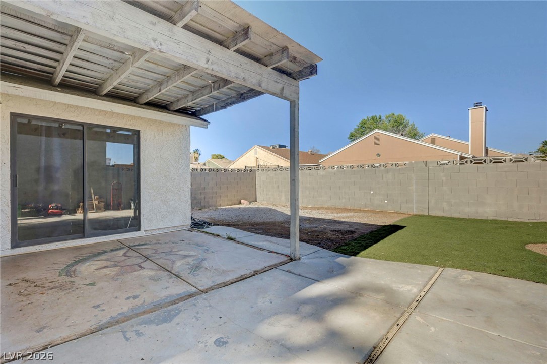 108 Sirnoble Street Las Vegas NV 89110