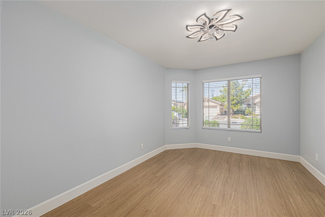 1043 Silver Creek Avenue Las Vegas NV 89183
