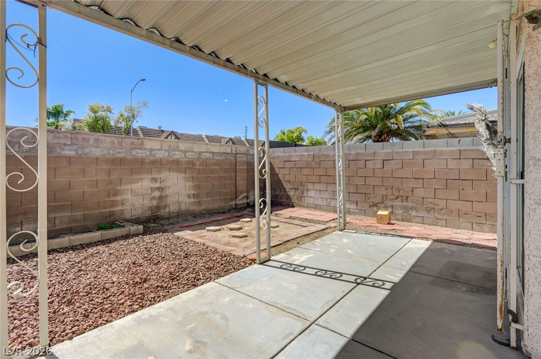6553 Wild River Drive Las Vegas NV 89108