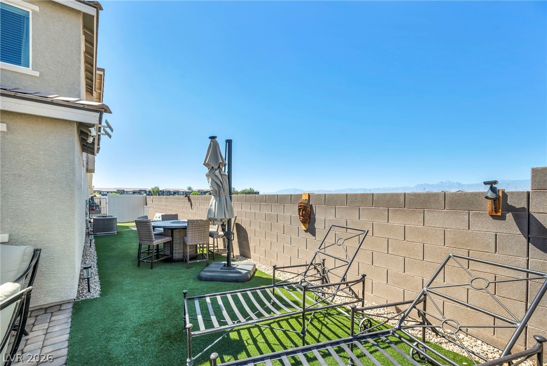 2594 Canary Yellow Court North Las Vegas NV 89086