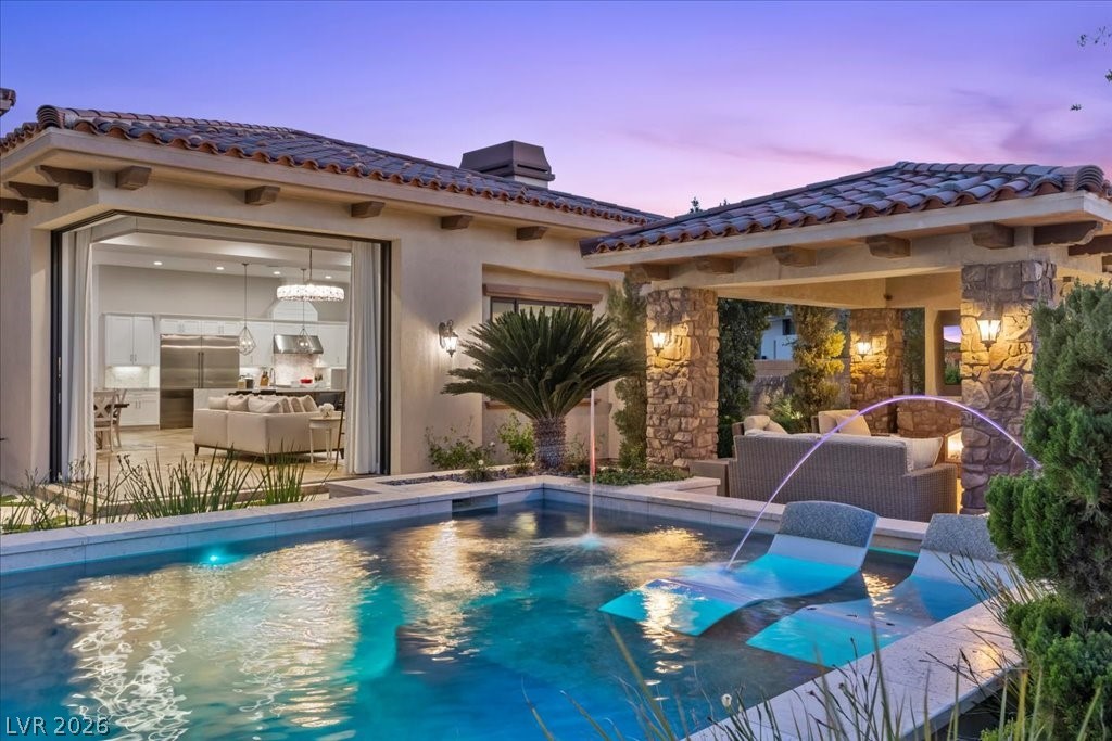 4 Cottonwood Canyon Court Las Vegas NV 89141