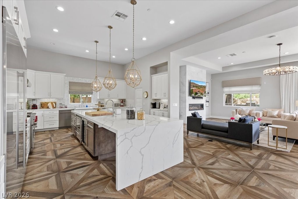 4 Cottonwood Canyon Court Las Vegas NV 89141