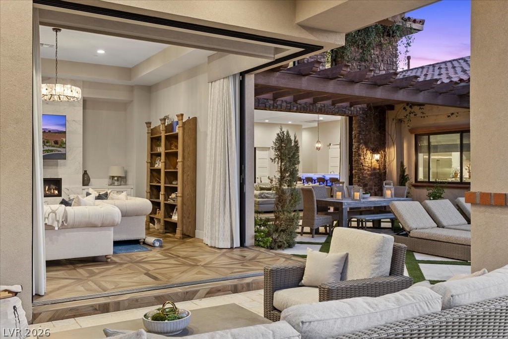 4 Cottonwood Canyon Court Las Vegas NV 89141