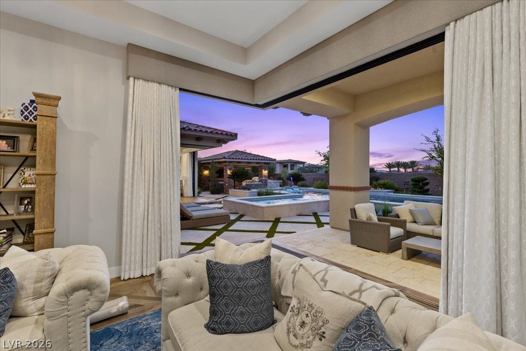 4 Cottonwood Canyon Court Las Vegas NV 89141
