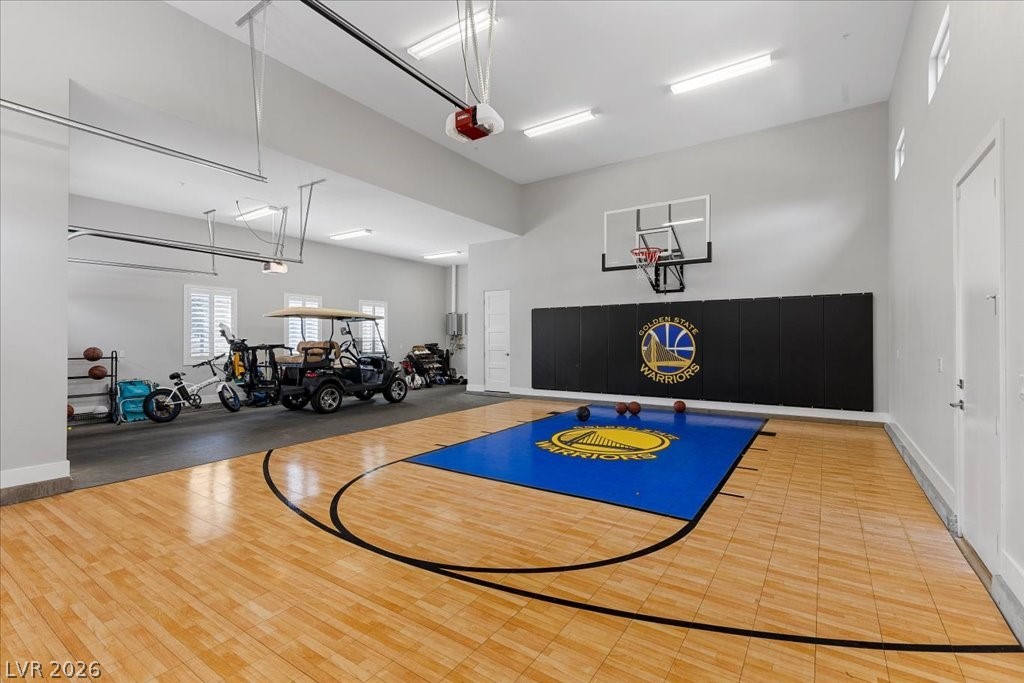 4 Cottonwood Canyon Court Las Vegas NV 89141
