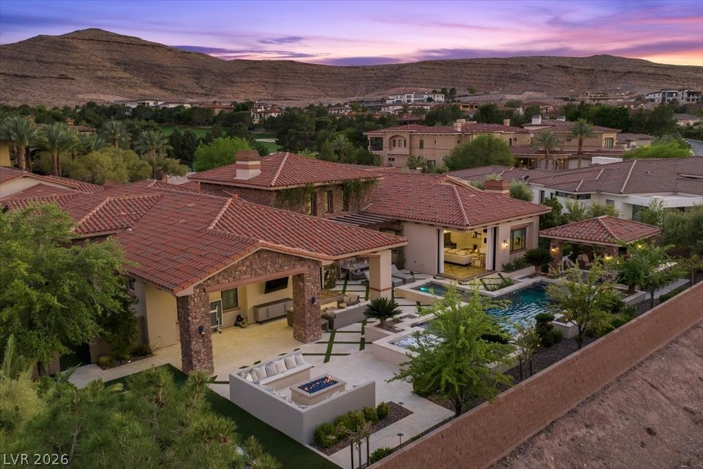 4 Cottonwood Canyon Court Las Vegas NV 89141
