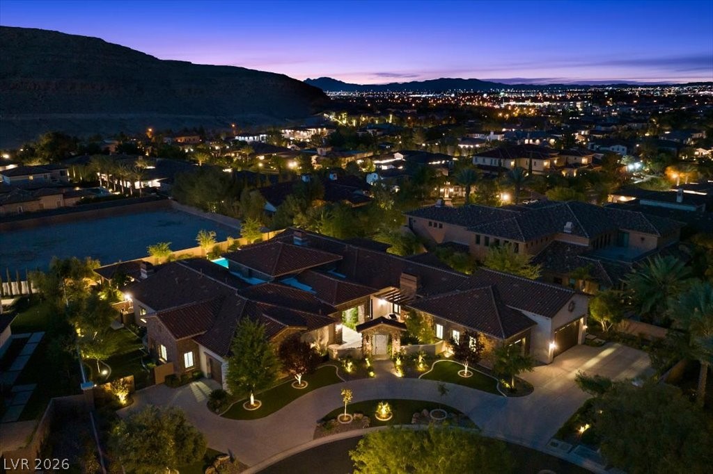 4 Cottonwood Canyon Court Las Vegas NV 89141