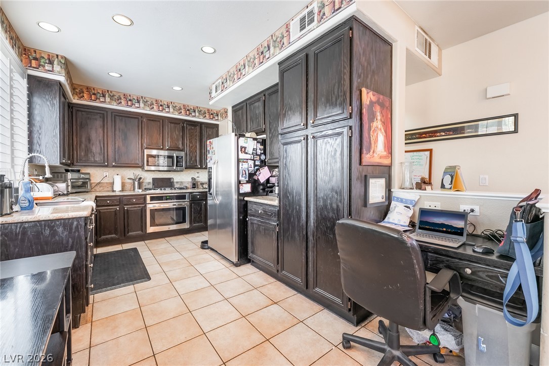 8185 Bonaventure Drive Las Vegas NV 89147