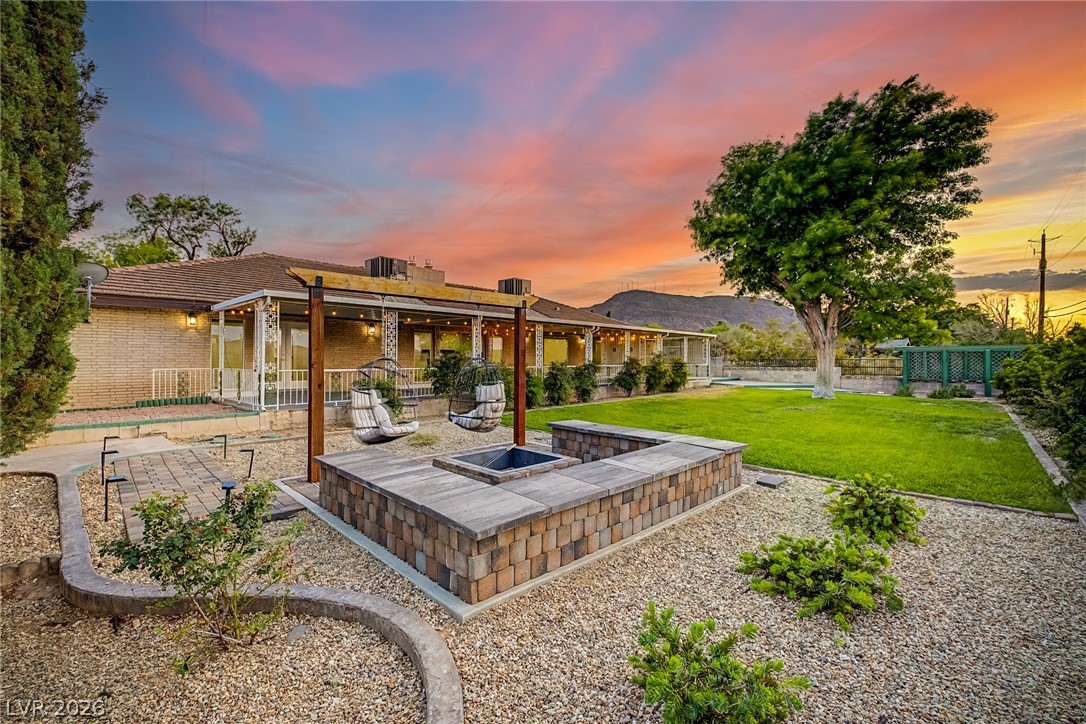 236 East Country Club Drive Henderson NV 89015