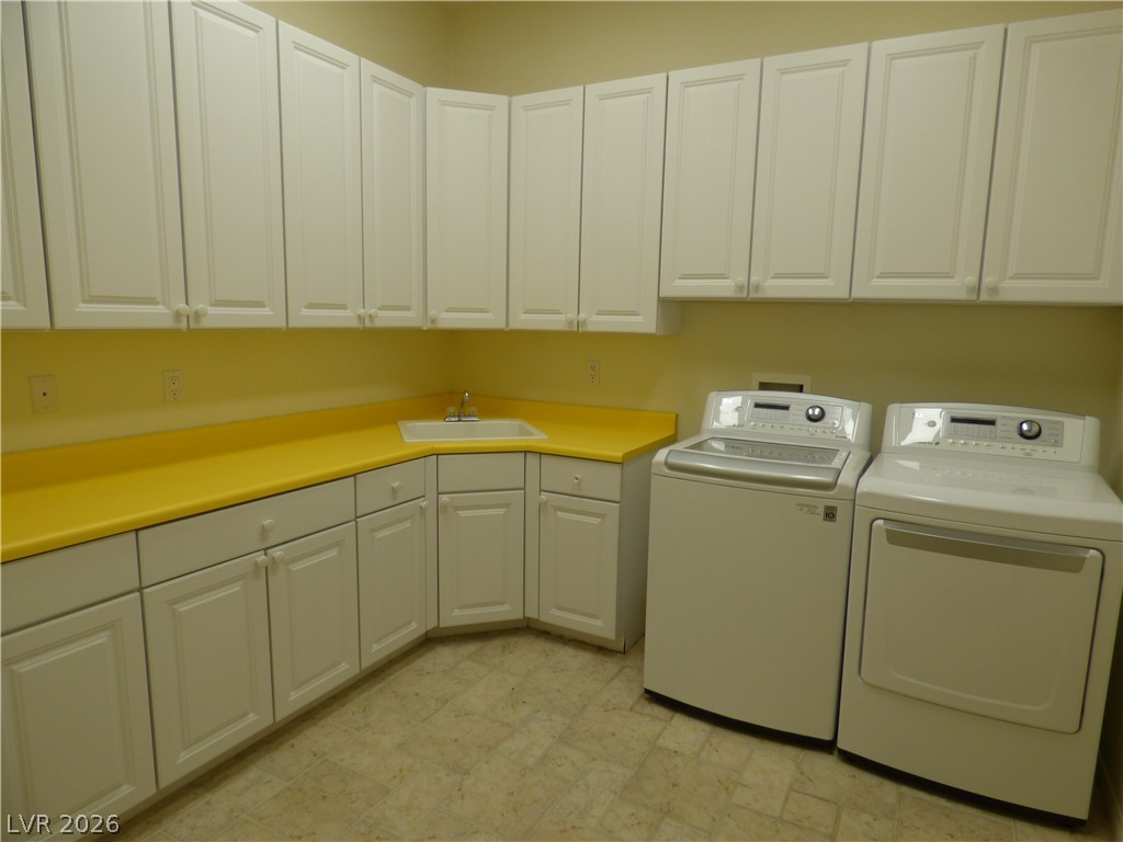 7695 Gilespie Street Las Vegas NV 89123