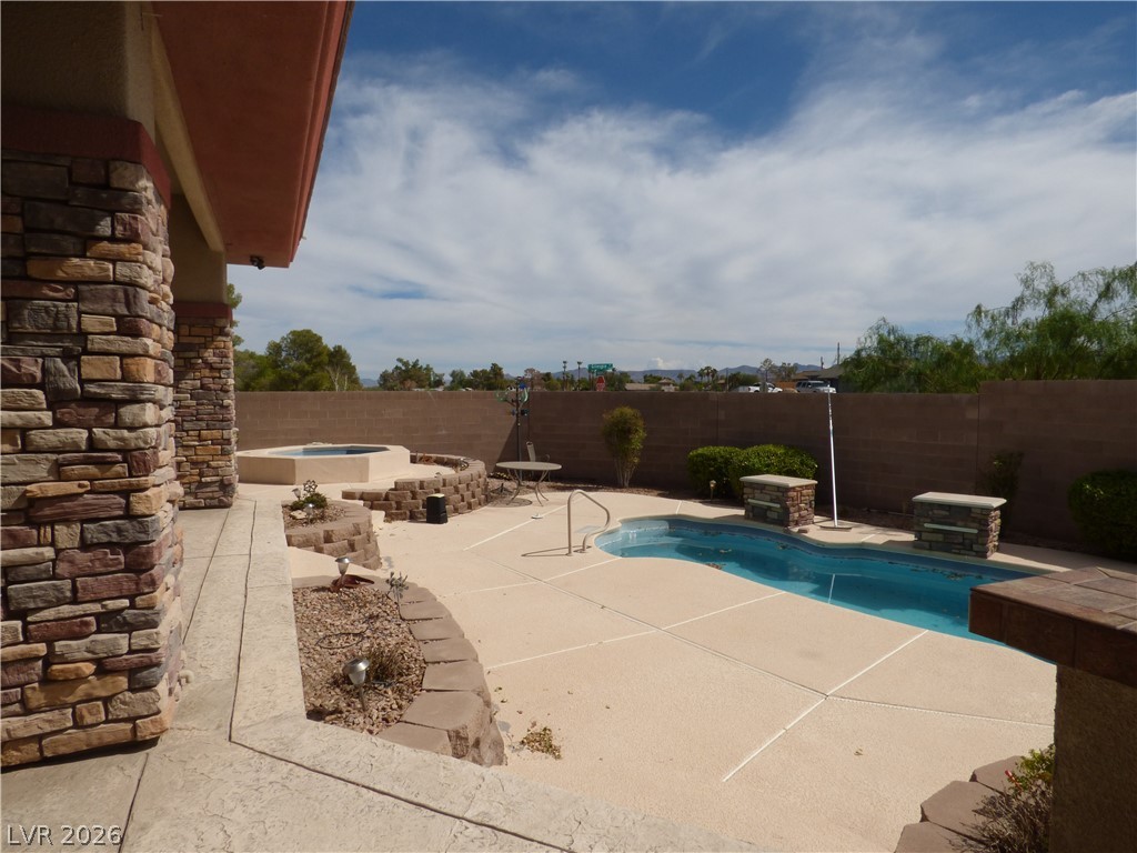 7695 Gilespie Street Las Vegas NV 89123