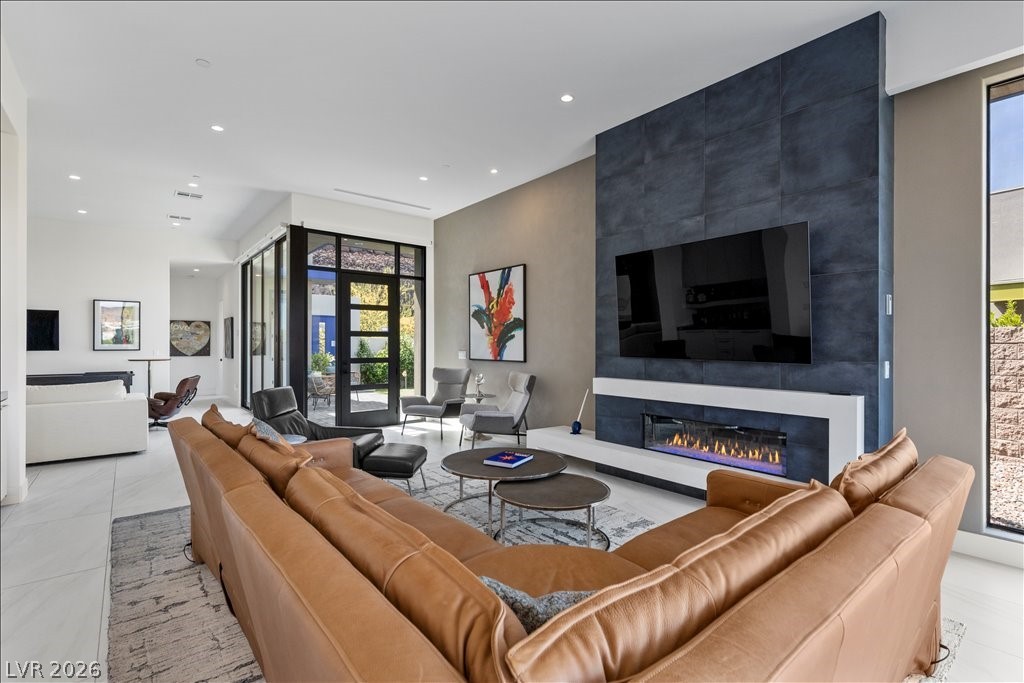 656 Scenic Cliff Drive Henderson NV 89012