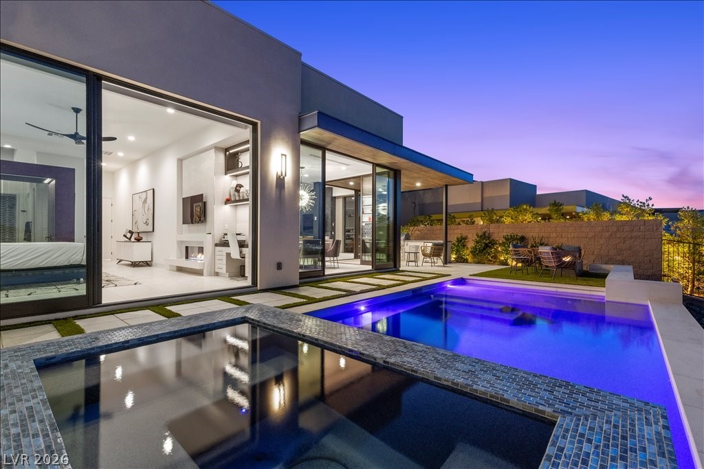656 Scenic Cliff Drive Henderson NV 89012