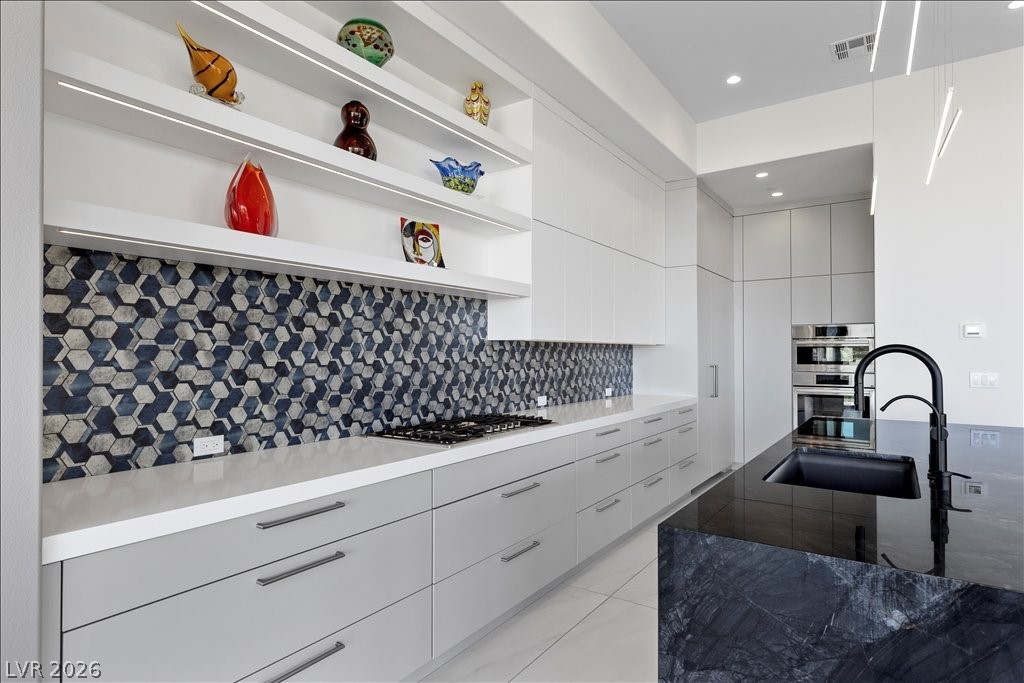 656 Scenic Cliff Drive Henderson NV 89012