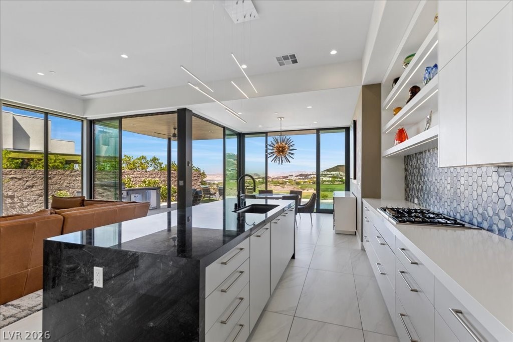656 Scenic Cliff Drive Henderson NV 89012