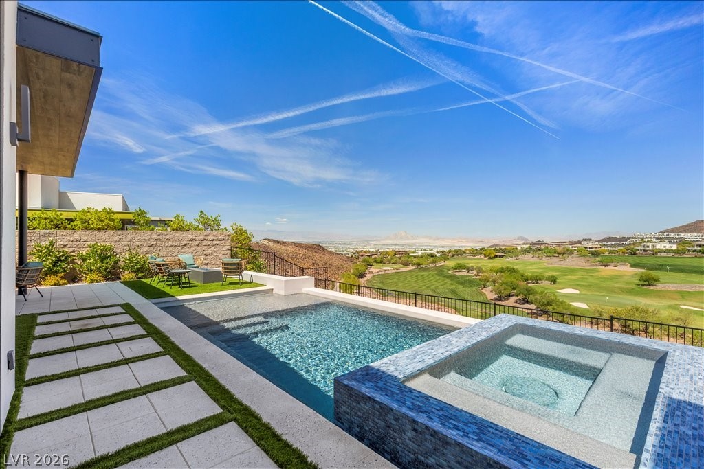 656 Scenic Cliff Drive Henderson NV 89012