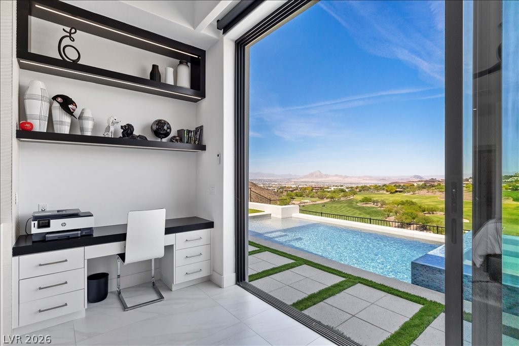 656 Scenic Cliff Drive Henderson NV 89012