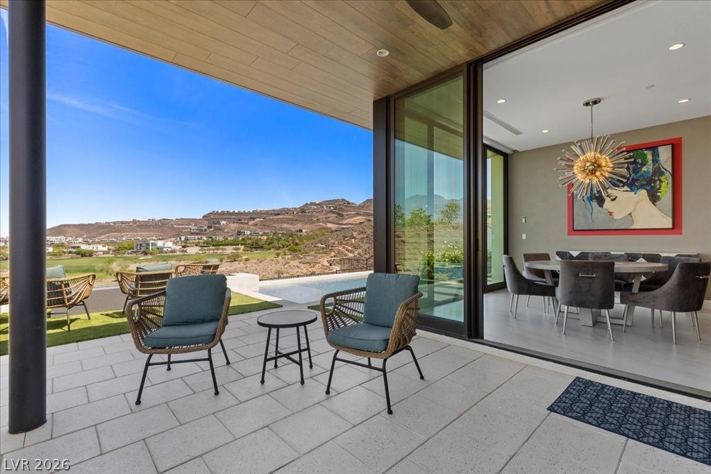 656 Scenic Cliff Drive Henderson NV 89012