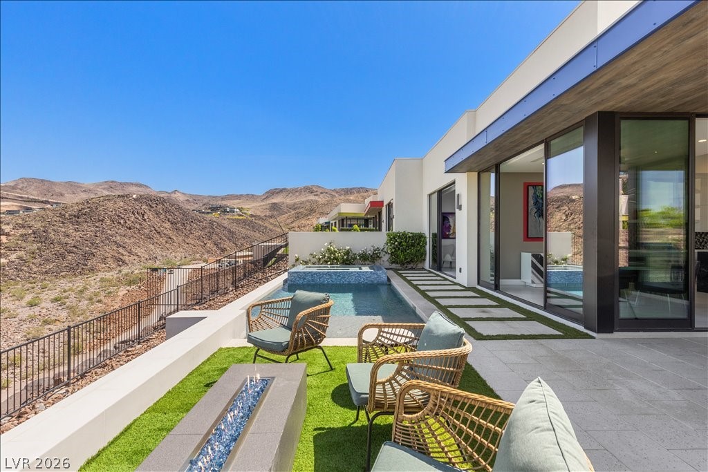 656 Scenic Cliff Drive Henderson NV 89012