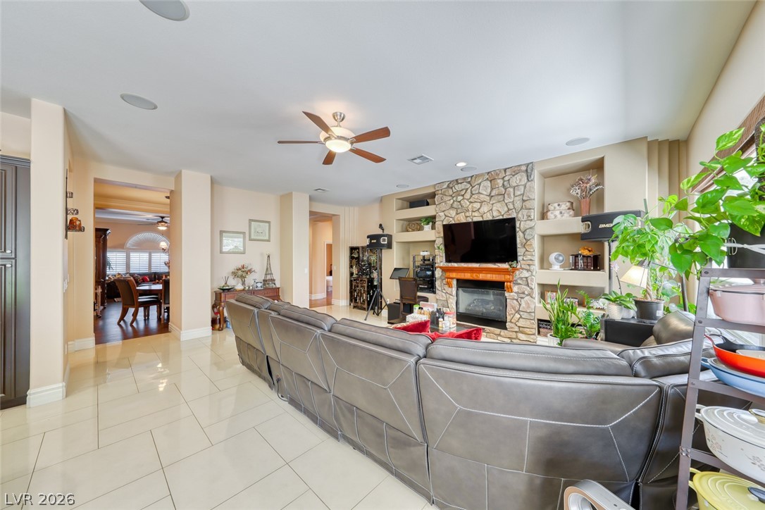 231 Angels Trace Court Las Vegas NV 89148