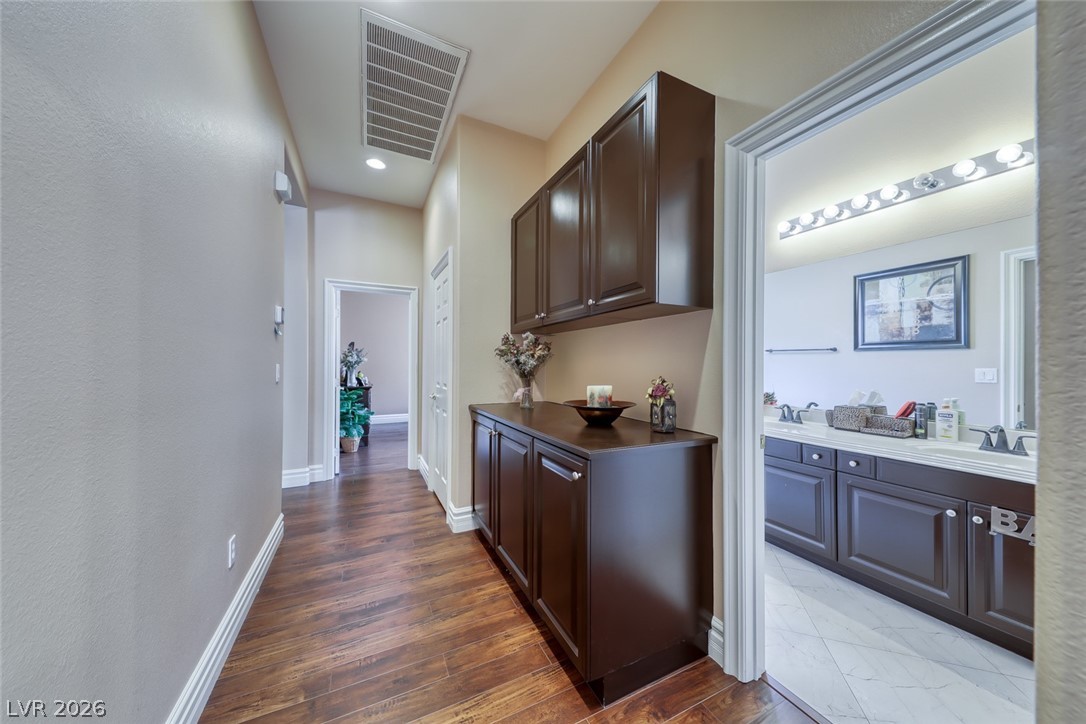 231 Angels Trace Court Las Vegas NV 89148