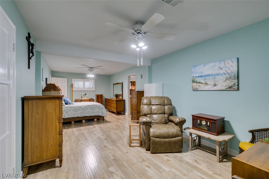 661 Burton Street Henderson NV 89015