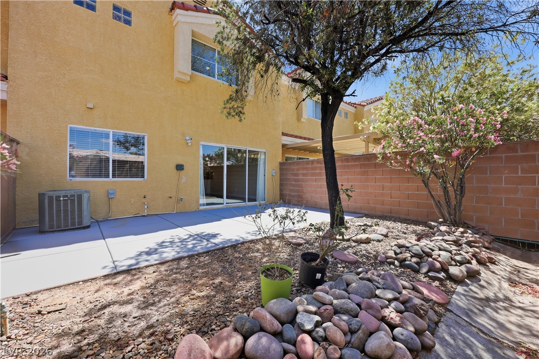 3545 Casa Real Way Las Vegas NV 89147