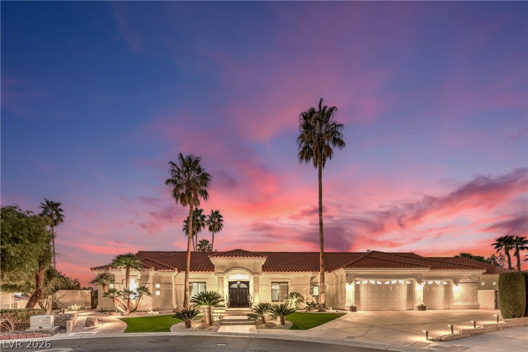 1941 Black Water Court Las Vegas NV 89117