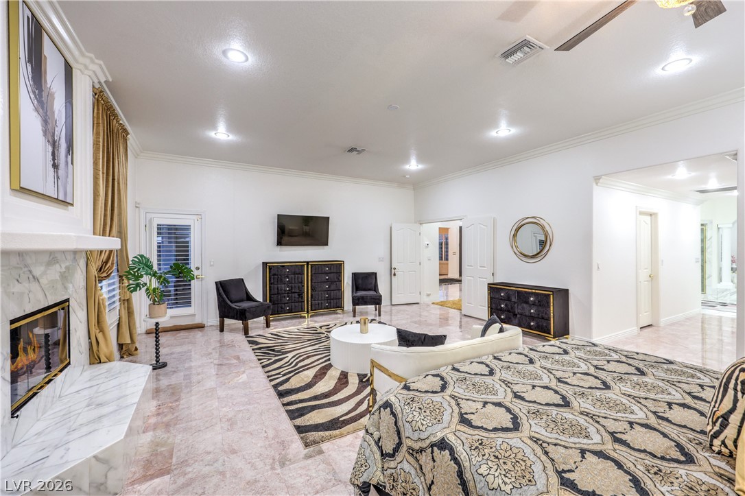1941 Black Water Court Las Vegas NV 89117