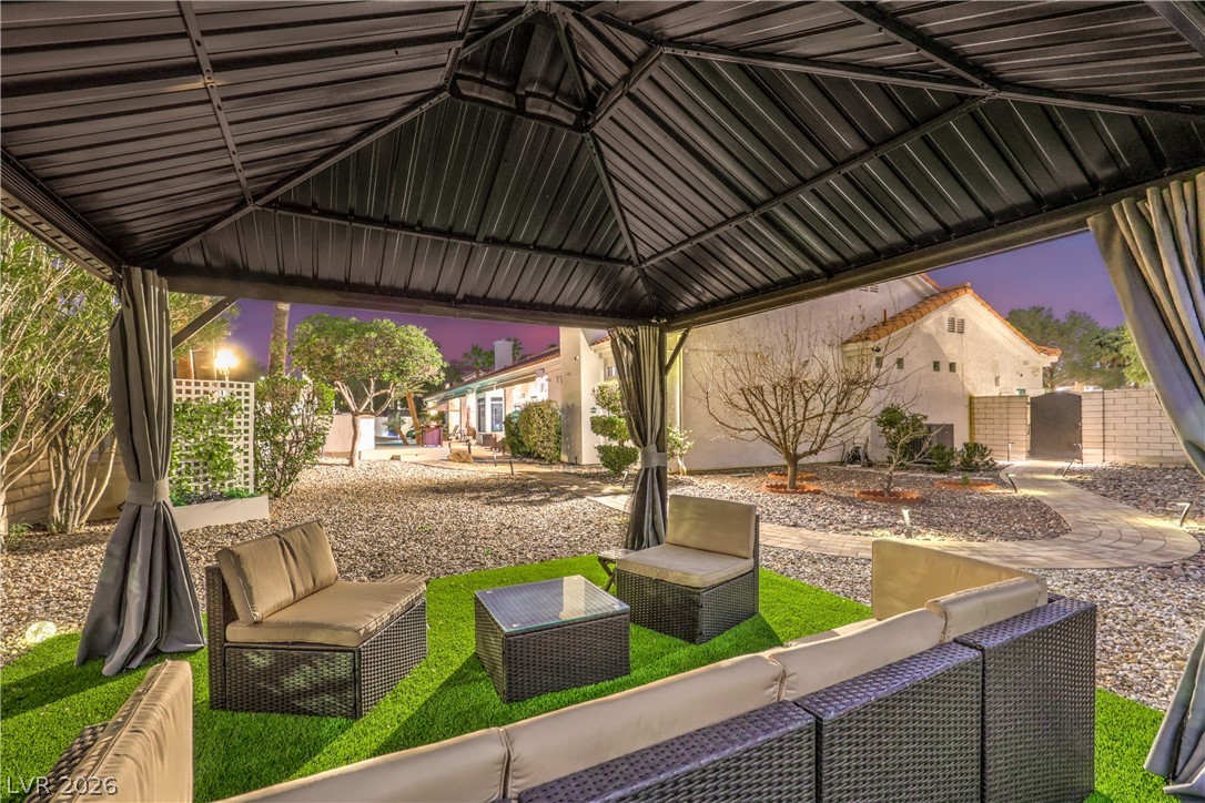 1941 Black Water Court Las Vegas NV 89117