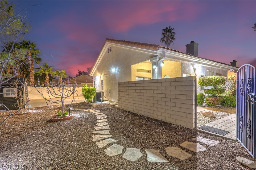 1941 Black Water Court Las Vegas NV 89117