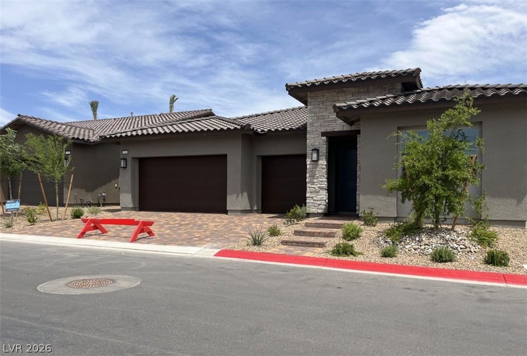376 Tigullio Avenue Henderson NV 89011