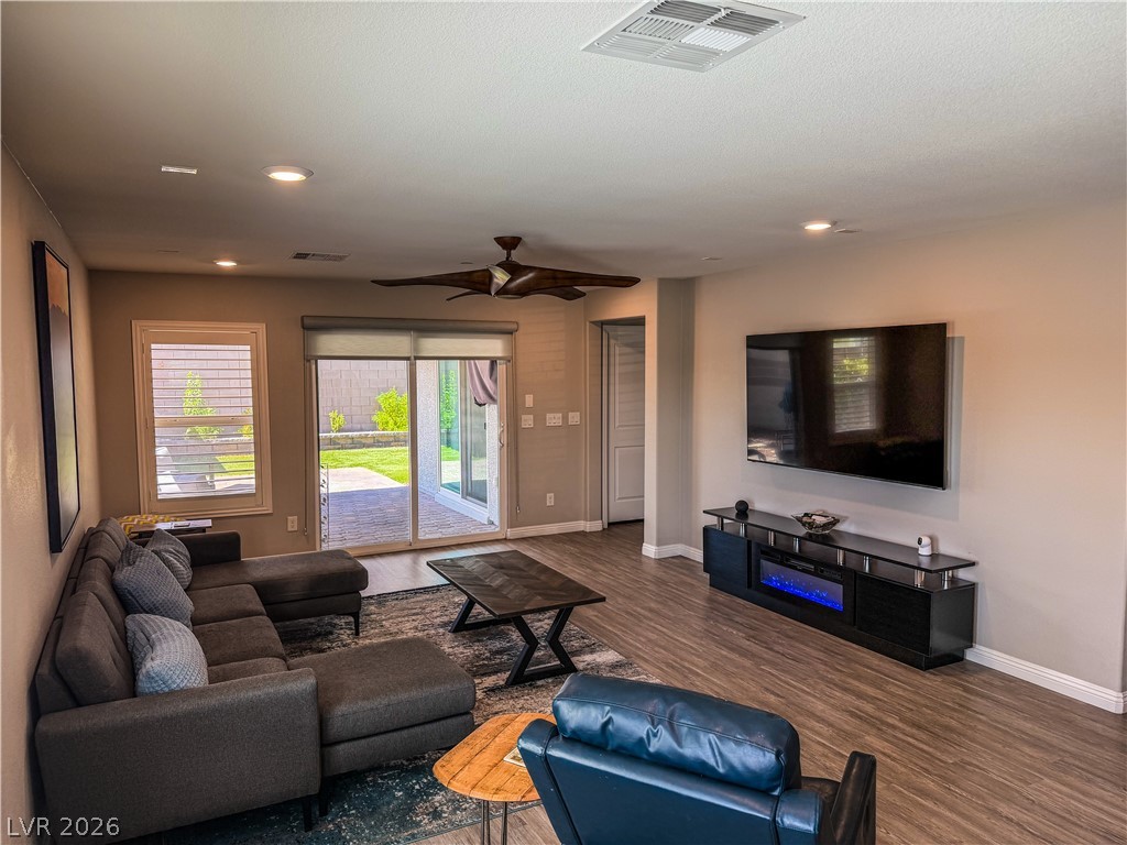 9445 Doe Mountain Court Las Vegas NV 89178