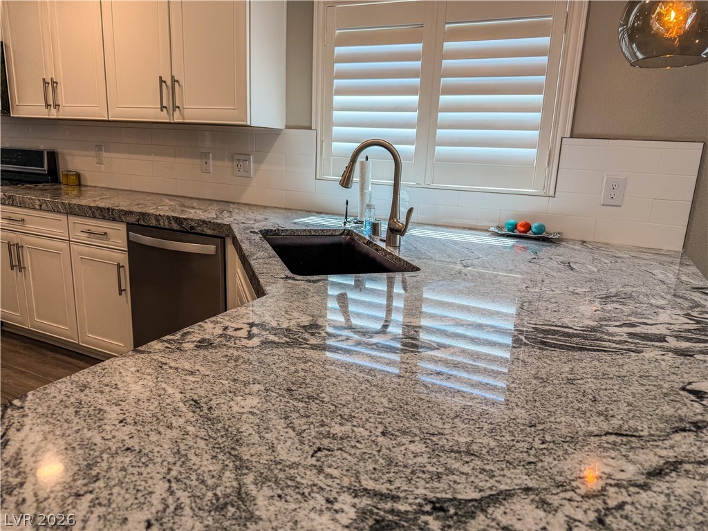 9445 Doe Mountain Court Las Vegas NV 89178