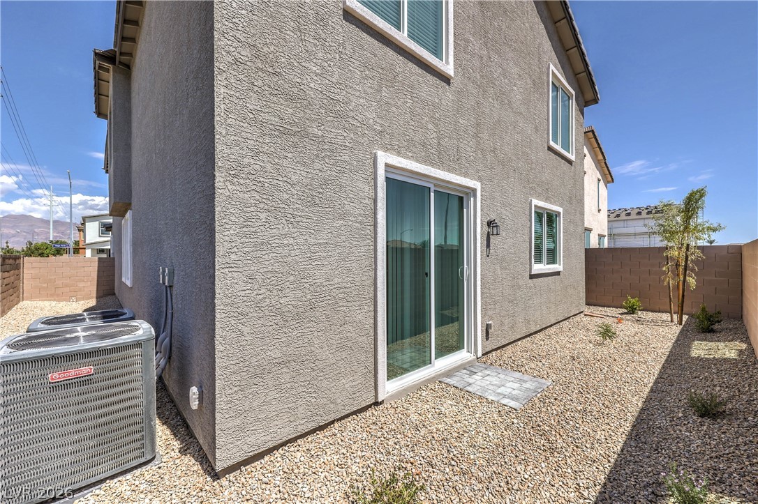 233 Vegas Verde Avenue North Las Vegas NV 89031