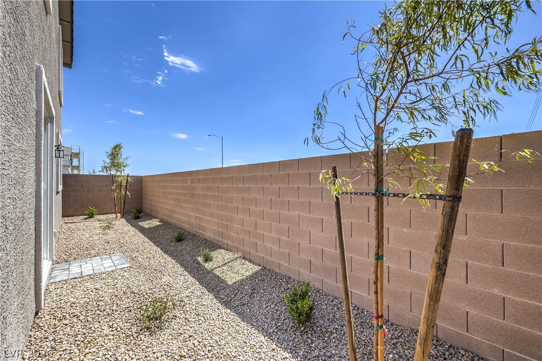 233 Vegas Verde Avenue North Las Vegas NV 89031