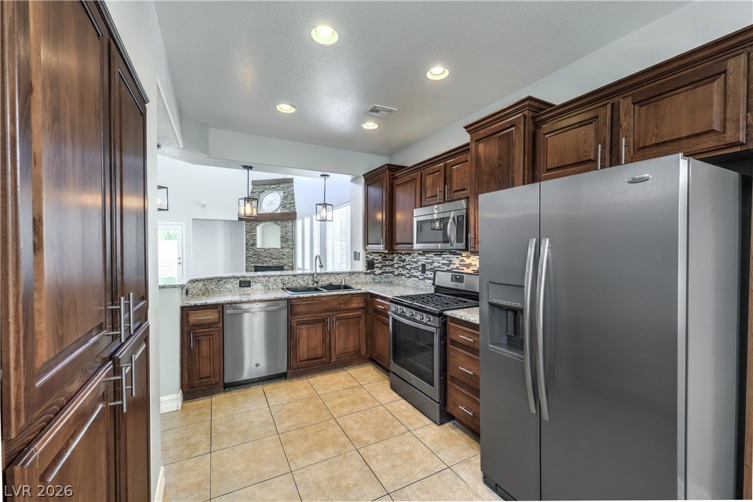 10731 Drake Ridge Avenue Las Vegas NV 89166